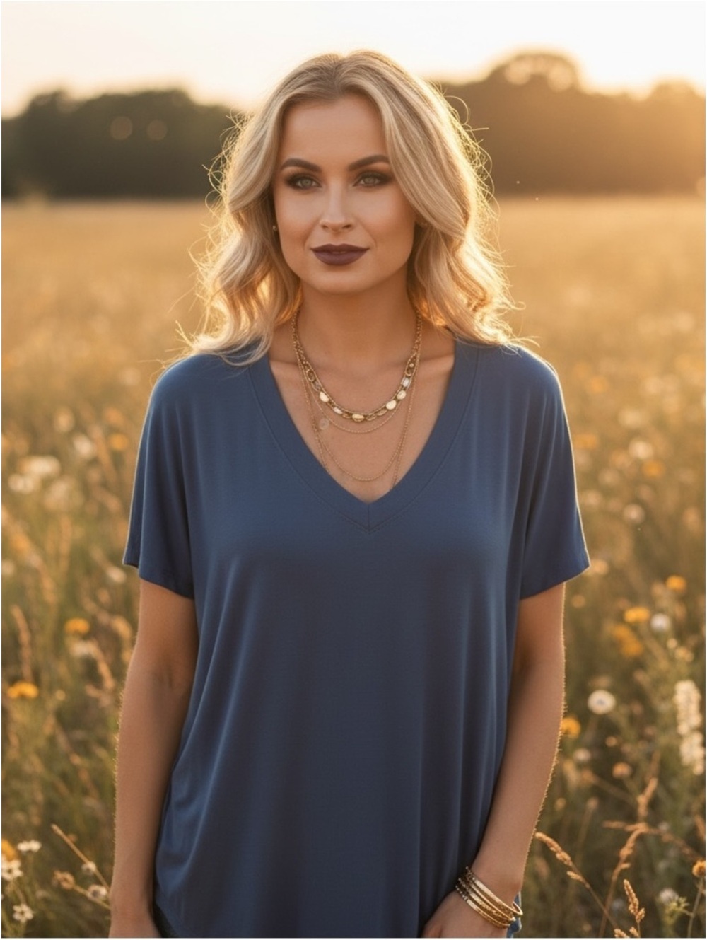 Medium American Eagle Outfitters Soft and Sexy Women's V-Neck Short Sleeve Top